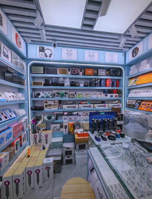 華強(qiáng)北電子市場(chǎng)探秘:從手機(jī)到智能穿戴